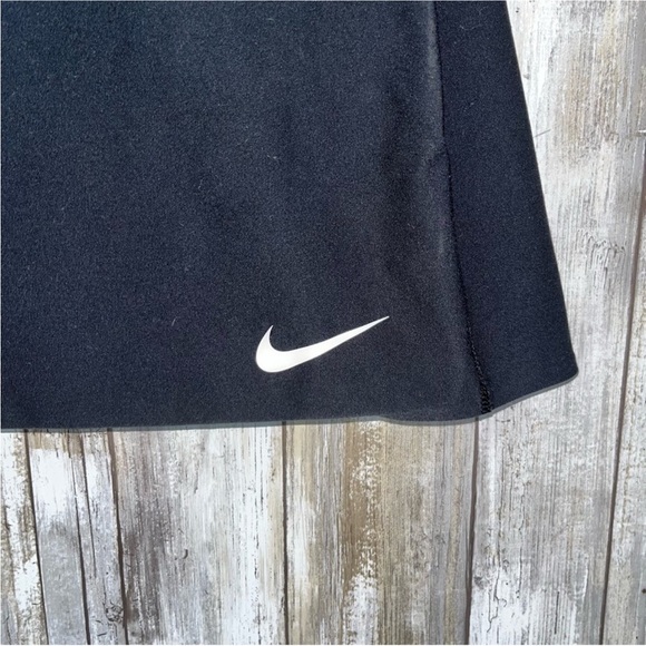 Nike Black Victory Mid Rise Tennis Skort - Picture 2 of 4